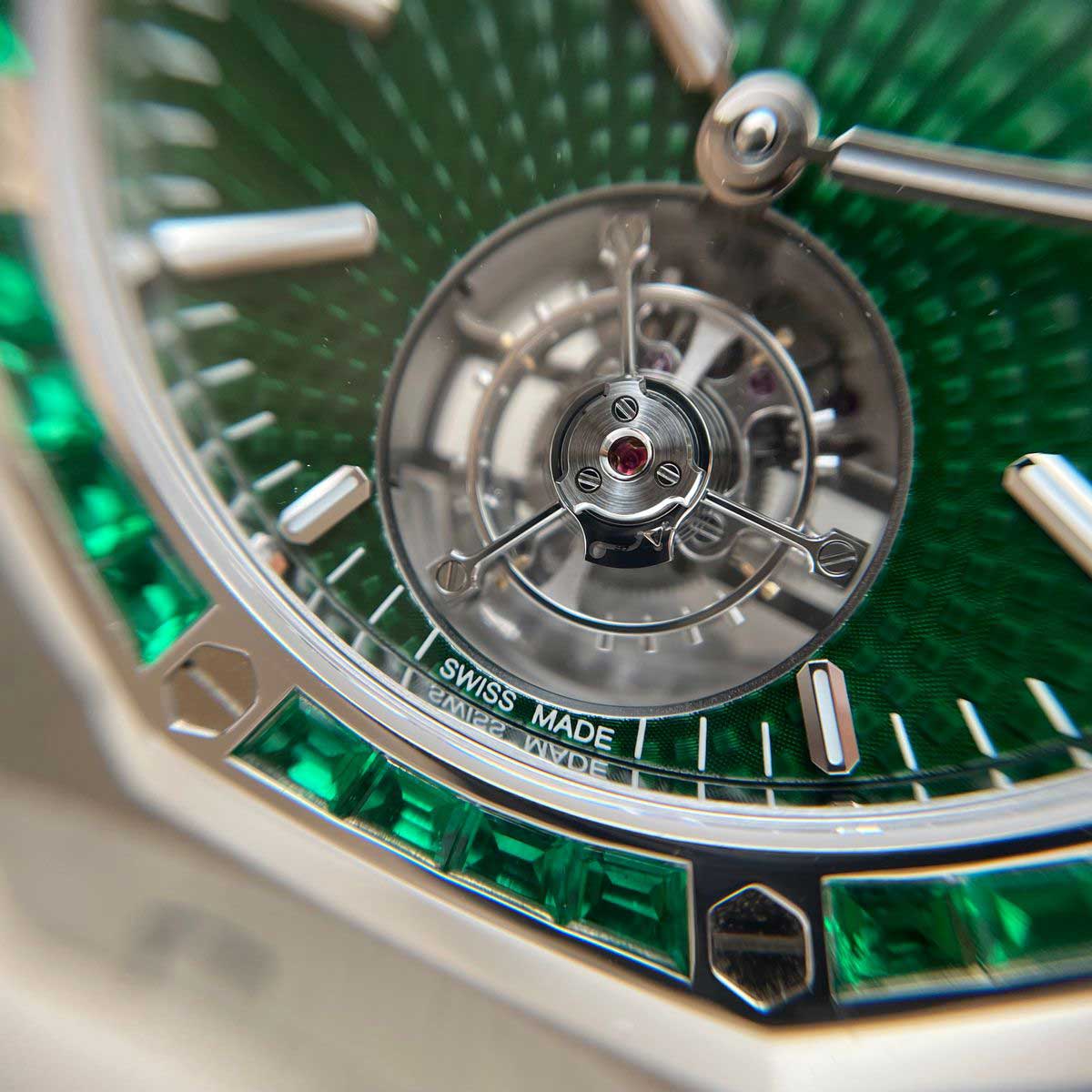 Audermars Piquet - Finish, details and touches